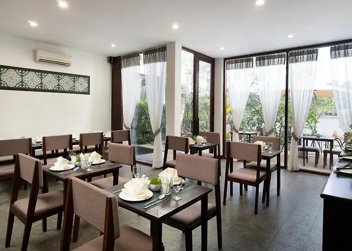 The Calm Oasis Hotel 4*