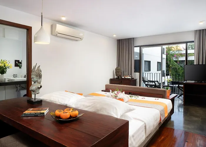 The Calm Oasis Hotel